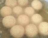 Foto langkah ke 4 dari resep Onde - onde isi kacang hijau kopong anti gagal (insyaaAllah).