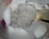 Foto langkah ke 2 dari resep Es Kelapa Muda Jeli.