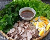 Hình bước làm 3 của món Bánh Tráng Cuốn Thịt Chấm Mắm Nêm