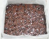 Foto langkah ke 7 dari resep Chewy Brownies Shiny Crust.
