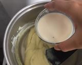 Foto langkah ke 4 dari resep Mashed Potatoes with Creamy Sauce.