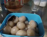Foto langkah ke 5 dari resep Cilok kuah isi keju sosis.
