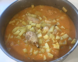 Foto del paso 7 de la receta: Jamoncitos de pollo con guarnición de patatas