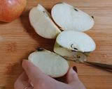 Фото кроку 3 до Швидкий яблучний рулет 🍏.