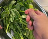 A picture of step 1 of Stir-Fried Water Spinach w/ Fermented Shrimp Paste | Rau Muống Xào Tỏi Mắm Tôm.