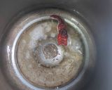 A picture of step 2 of Rajma urad dal.