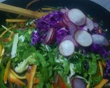 A picture of step 7 of Danwake with stir-fry salad.