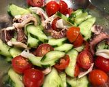 A picture of step 4 of Seafood marinated salad.