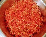 गाजर मूली के पराठे (gajar mooli ke parathe recipe in Hindi) रेसिपी चरण 1 फोटो