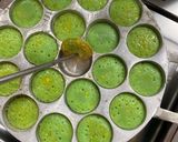 Foto langkah ke 7 dari resep Kue Lumpur Mini.