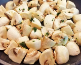 Foto del paso 3 de la receta: Champiñones al ajillo con Paleta ibérica