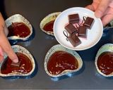 Foto langkah ke 7 dari resep Choco Lava Cake.