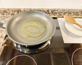 Foto del paso 2 de la receta: Tortilla al vino “ muy esponjosa”