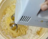Foto langkah ke 2 dari resep Nastar Crumble Cake.