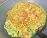 Foto langkah ke 7 dari resep Dadar Telur Bawang Bombay.