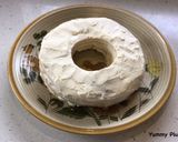 A picture of step 6 of Christmas Wreath Cake.
