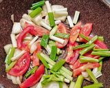 Foto langkah ke 4 dari resep Stir Fry Chicken Tofu.