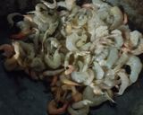 Foto langkah ke 2 dari resep Tumis genjer tahu udang.