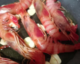 Foto del paso 2 de la receta: Pasta elicoidal en salsa de pomodoro y gambas