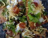 A picture of step 3 of Roti chaat.