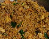 Foto langkah ke 6 dari resep Nasi Goreng Ayam & Udang Spesial.