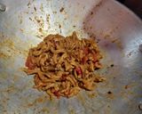 Foto langkah ke 5 dari resep Tumis Usus Ayam Super Pedas.