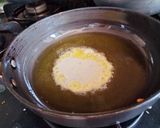A picture of step 4 of Rabdi Malpua.