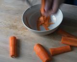 Szójaszószos csirke recept pirított fenyőmaggal recept fázis 2 fotója