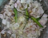 A picture of step 2 of Soya pulao.