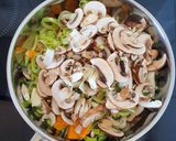 Une image de l'étape 2 de Tarte au légumes et saumon fumé.