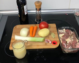 Foto del paso 1 de la receta: Guiso de Ternera al Vino Tinto