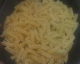 صورة لخطوة 8 من وصفة معكرونه حمراء مع بشاميل (وردية) Pink Pasta - Pasta with Bachamel