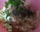 รูปขั้นตอนการทำที่ 2 ของ ต้มจืดกะหล่ำปลีอกไก่ 🍲