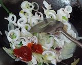 Foto langkah ke 4 dari resep Cumi Saus Asam Manis.