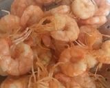 Foto langkah ke 1 dari resep Udang Goreng Mentega Saus Inggris.