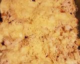 Une image de l'étape 3 de Gratin de pomme de terre et blanc de poulets à la sauce béchamel.