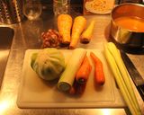 Foto del paso 2 de la receta: Sopa de vegetales con caldo tramposo