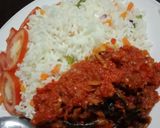 A picture of step 2 of White Rice and catfish stew.