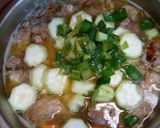 Foto langkah ke 4 dari resep Sop Oyong Kulit Ayam.