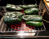 Foto del paso 1 de la receta: Chiles Rellenos con Tocino y Huevo