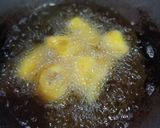Foto langkah ke 4 dari resep Singkong Goreng Merekah.