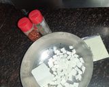 A picture of step 4 of Pizza sauce with paneer(jain).