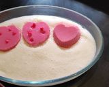 A picture of step 5 of Strawberry jello pudding.