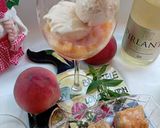 Pas rețetă Cocktail din șampanie cu piersici și înghețată 2 fotografie