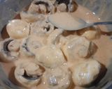 Foto langkah ke 2 dari resep Crispy champignon mushroom.