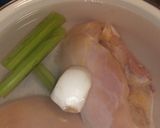 Foto del paso 1 de la receta: Sopa de pollo para el alma