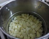 A picture of step 1 of Potatoes with Longaniza Sausage.