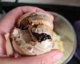 Foto del paso 3 de la receta: Puré de coliflor al ajo negro con pavé de salmón al baño María