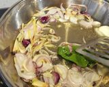 Foto langkah ke 3 dari resep Sotong masak hitam / cumi hitam.
