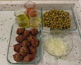 Foto del paso 2 de la receta Albóndigas de bambú y germinados con guisantes